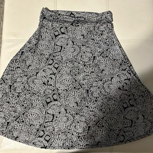 Women’s Lularoe skirt